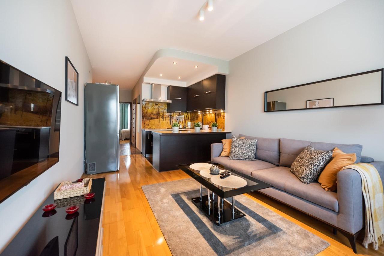 Wola Prime 2-Bedroom Apartment Варшава Экстерьер фото