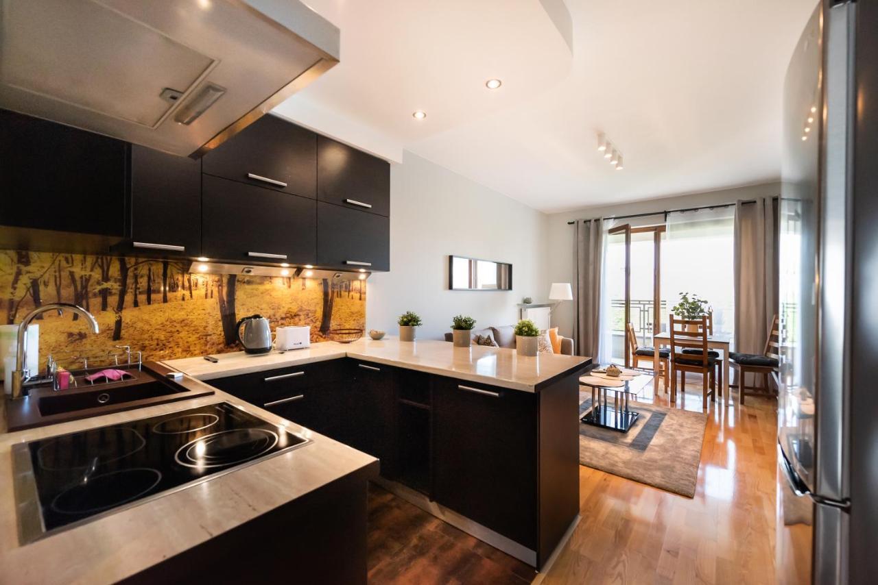Wola Prime 2-Bedroom Apartment Варшава Экстерьер фото