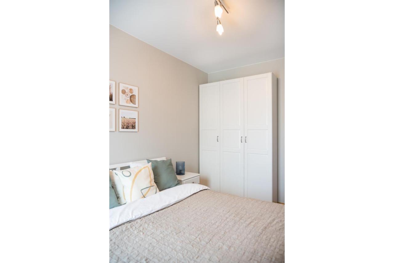 Wola Prime 2-Bedroom Apartment Варшава Экстерьер фото